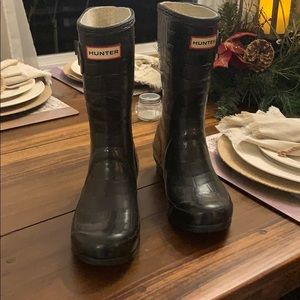 GUC Hunter boots (short) blk gloss/crocodile sz 7